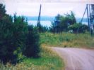 Продам участок у водоема (3 фотографии)